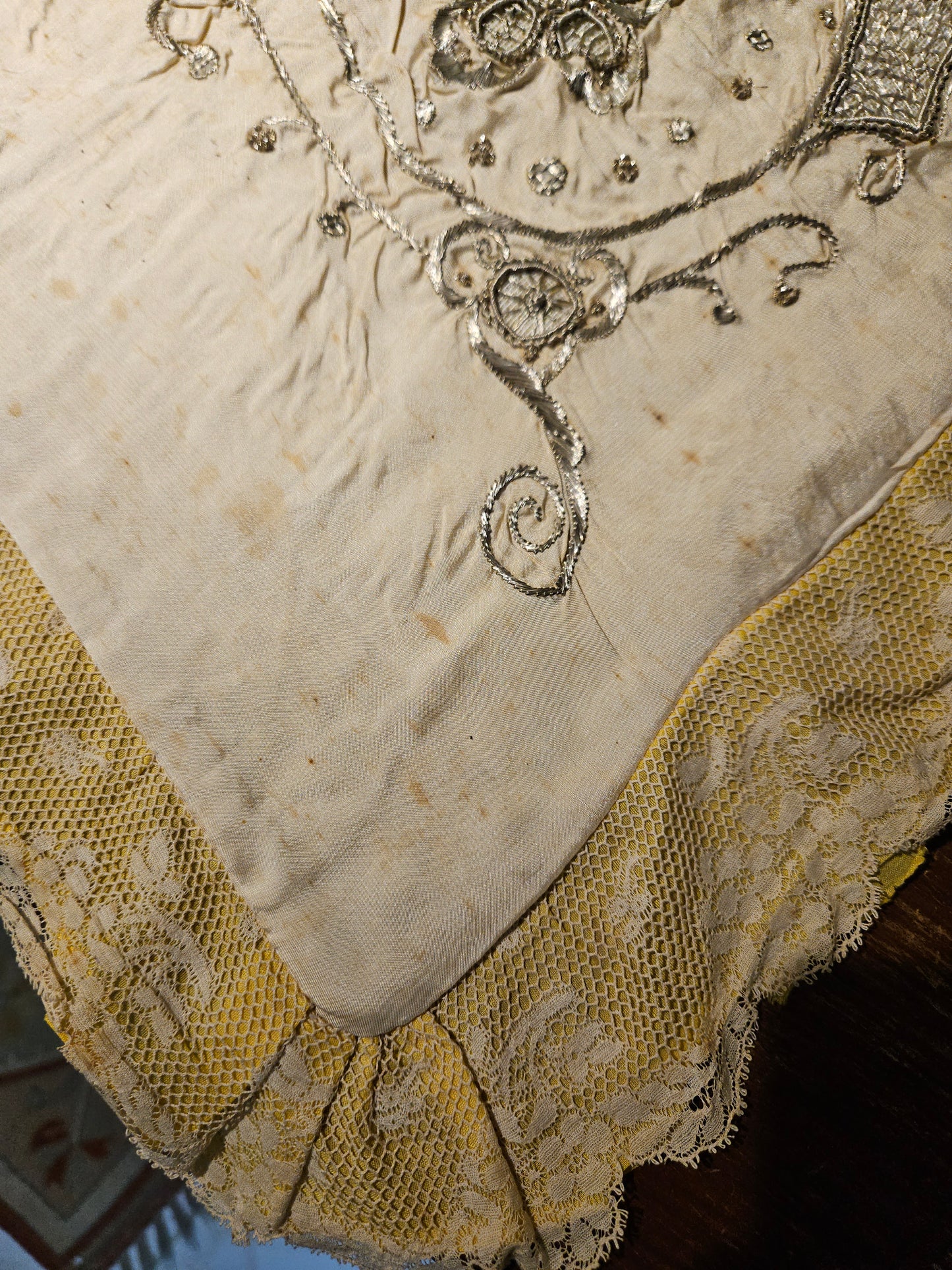 Gümüş Saten Kırlent