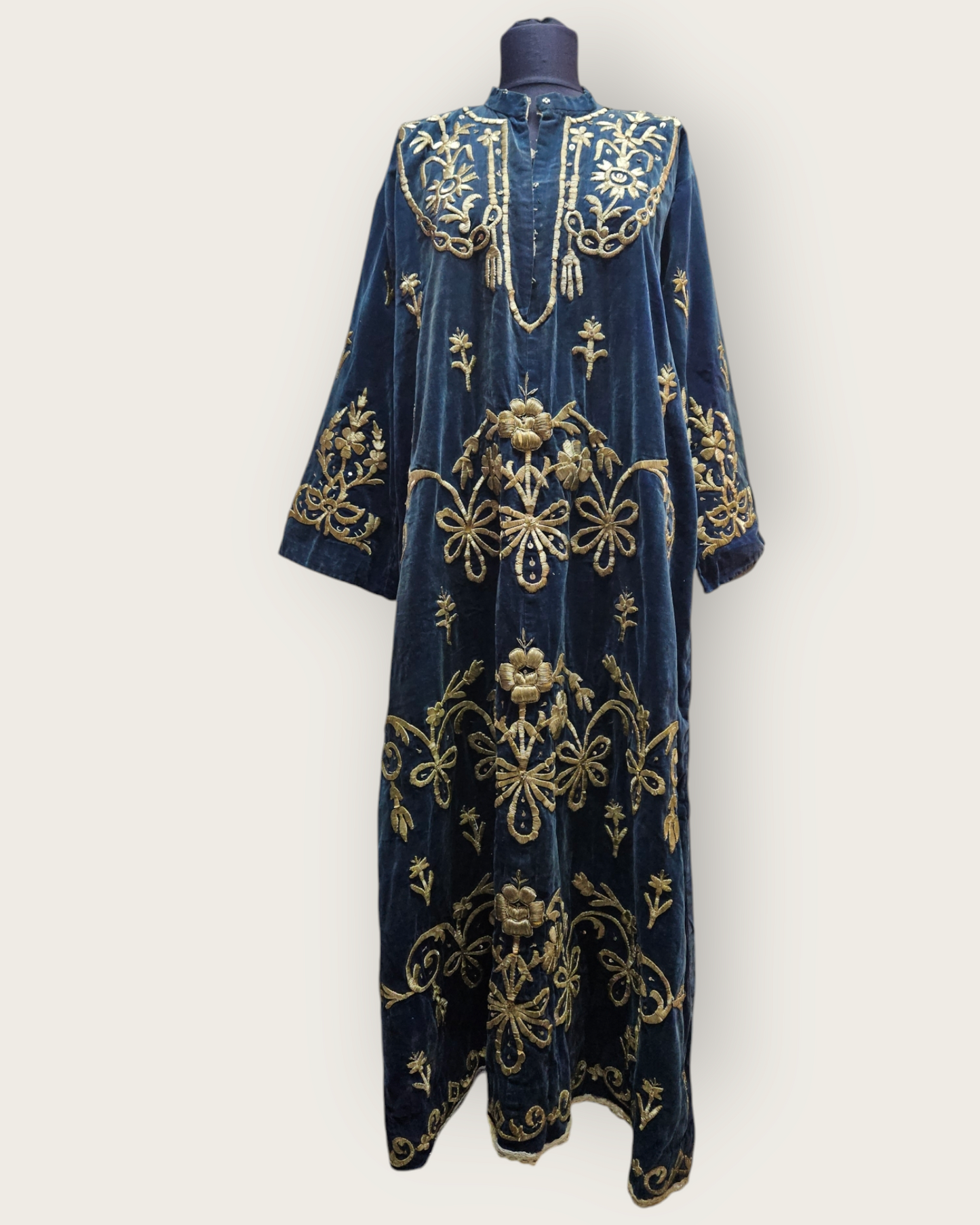 Bindallı Mavi Kaftan